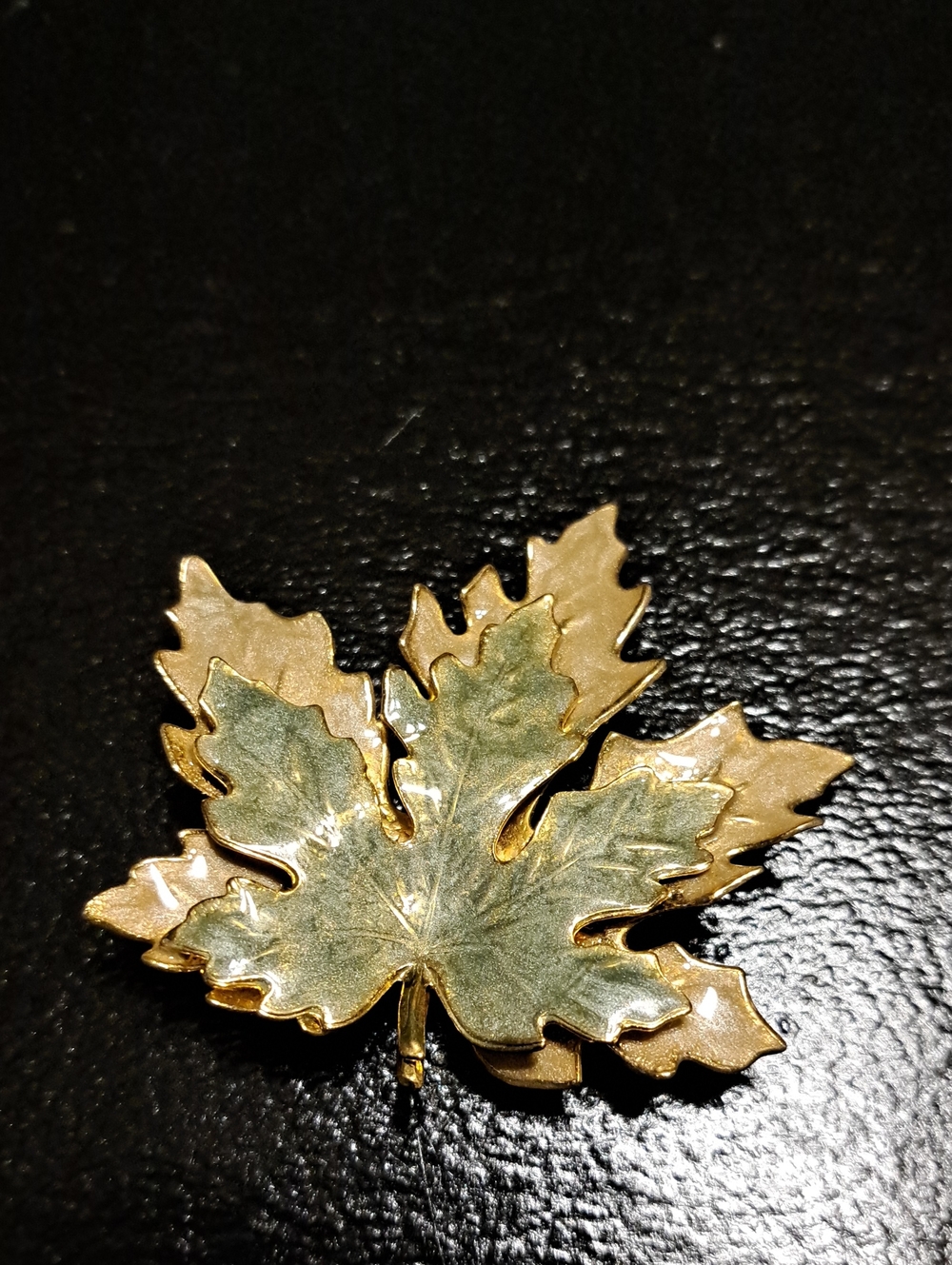 Vintage Leaf Brooch